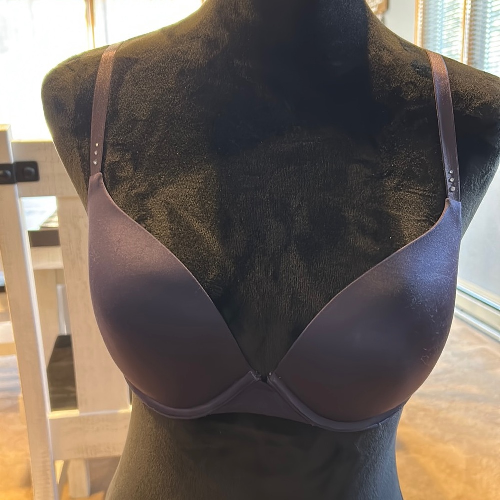 Victoria’s Secret Bra Size 34D